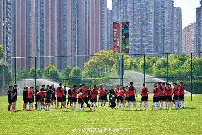 保加利亚对阵瑞士，全力以赴誓取三分(保加利亚对瑞士阵容)